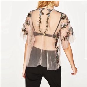 Zara pulle embroidered blouse